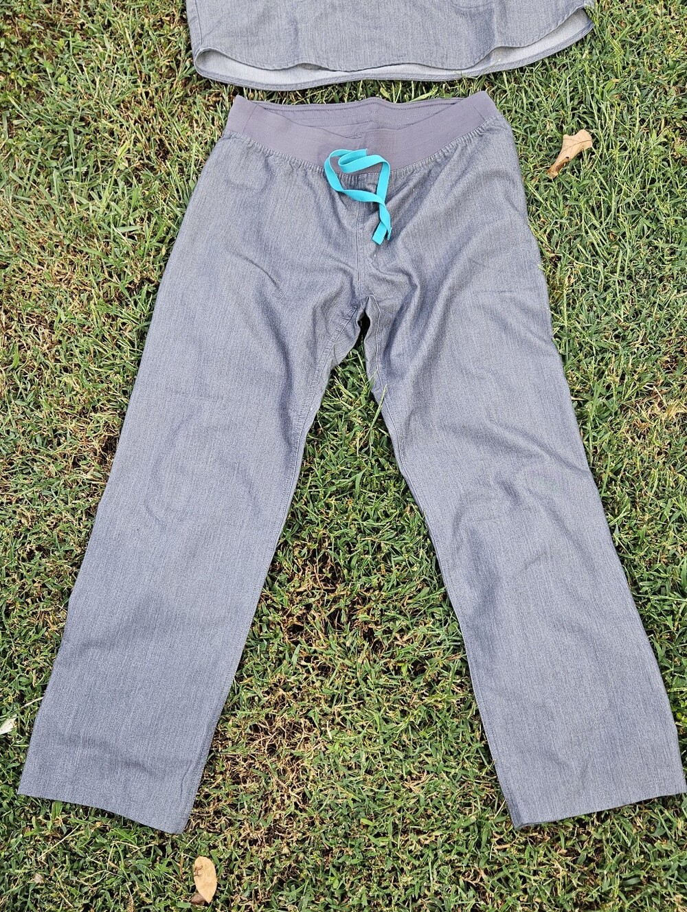 Figs Women Pants With Teal Drawstrings